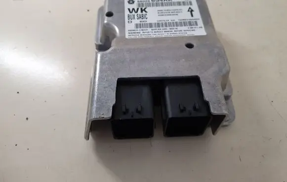 Jeep Grand Cherokee Airbag control unit/module 68025654AK