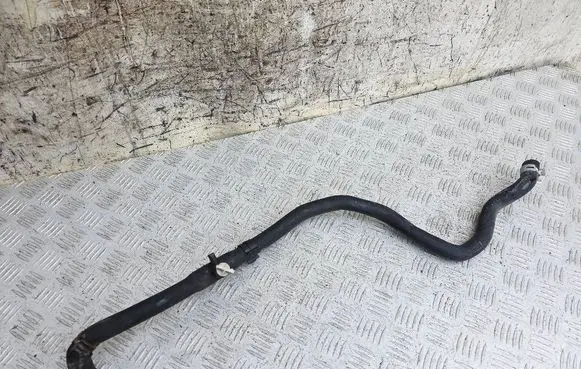 Toyota Yaris Engine coolant pipe/hose 