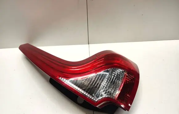 Volvo XC60 Rear/tail lights 31323035 L90007893