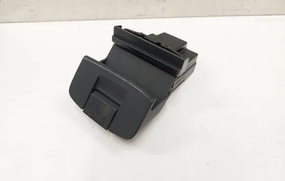 Renault Espace - Grand espace IV Hand parking brake switch 8200550545