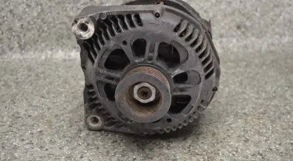BMW 3 E46 Generator/alternator 2542602A 7788222