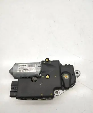 Opel Vectra C Sunroof motor/actuator 24413465 0390200050 1700219F