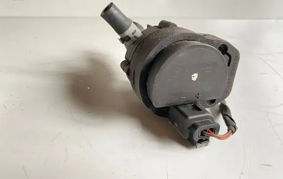 Mercedes-Benz C W205 Electric auxiliary coolant/water pump A2118860028
