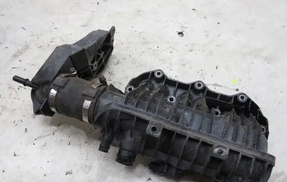 Ford Ecosport Intake manifold GMAUTO4574097