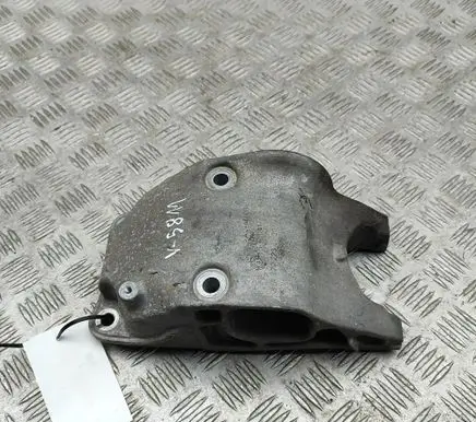 Mercedes-Benz CLA C117 X117 W117 Half shaft coupling A2702230138