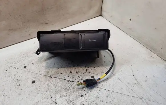Volkswagen Touareg I CD/DVD changer 1J6035111