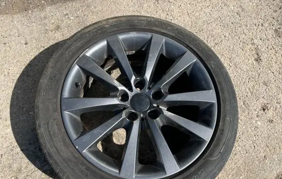 BMW 5 F10 F11 R18 alloy rim 6790173 IS30