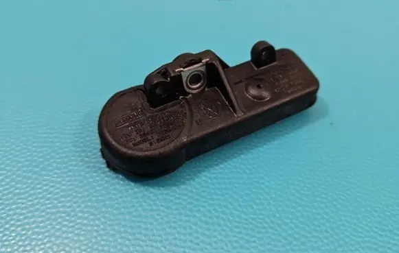 Ford Escape III Tire pressure sensor DE8T-1A180-AA IMPRK1417060