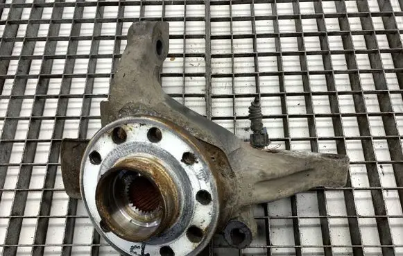 Fiat Croma Front wheel hub spindle knuckle 