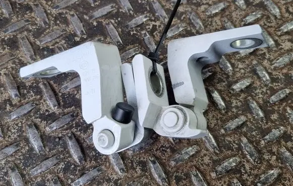 Audi Q3 F3 Front door hinge set 8W0833404A