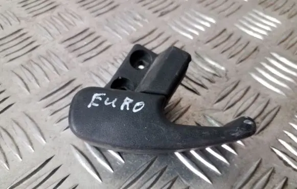 Engine bonnet (hood) release handle