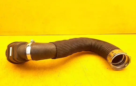 Peugeot 308 Engine coolant pipe/hose 9838282380