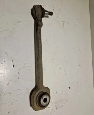 Mercedes-Benz C AMG W204 Front control arm A2043330314