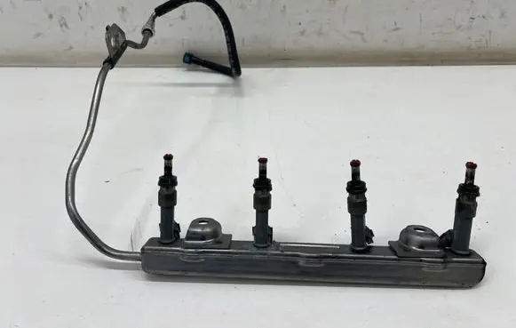 Toyota C-HR I Fuel injector 232500T110