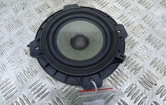 SsangYong Tivoli Subwoofer speaker