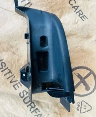 Audi A5 Seat belt trim 8W8857791