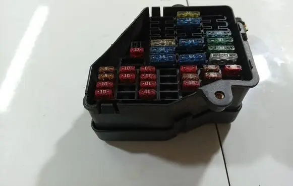 Fuse box set