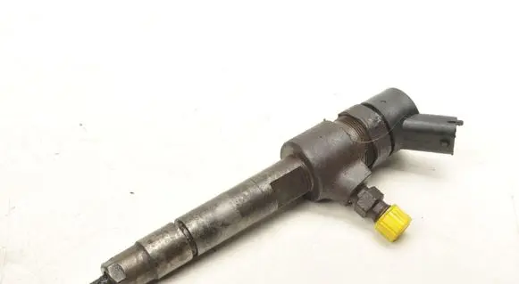Opel Zafira B Fuel injector 0445110276
