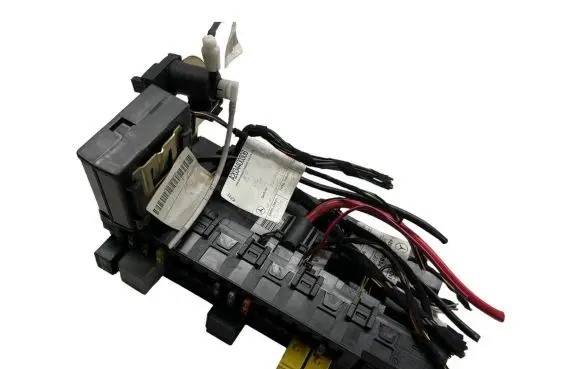 Mercedes-Benz C W203 Fuse box set A2038002015 A2118209126