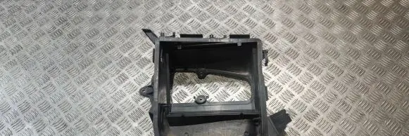 Mercedes-Benz GLE (W166 - C292) Cabin air micro filter frame (part) A1668300140