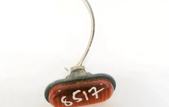 Opel Vivaro Front fender indicator light 7700847333