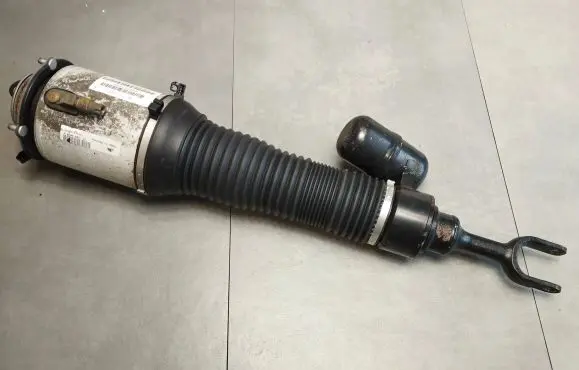 Volkswagen Phaeton Front air suspension shock absorber 3D0616039AD