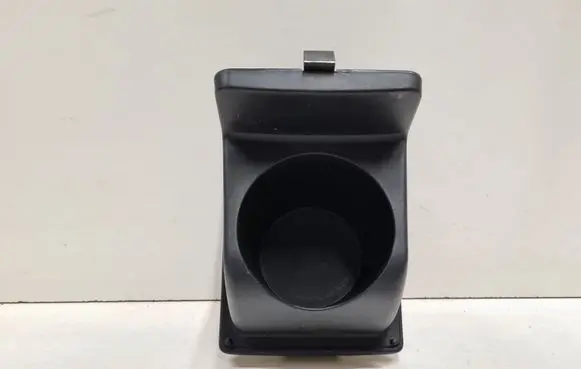 Mazda 5 Cup holder back 