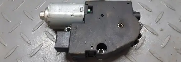 KIA Sorento Sunroof motor/actuator 