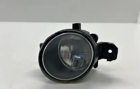 Nissan X-Trail T30 Front fog light 2615089905EW 88203561