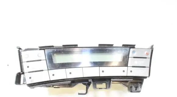 Toyota Prius (XW30) Interior fan control switch 75D725RH