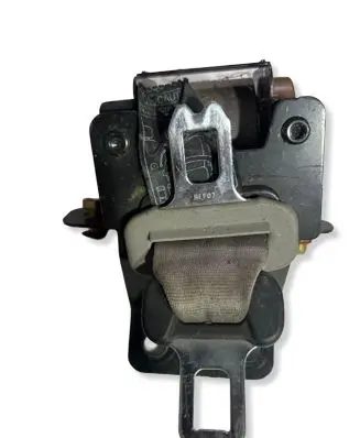 KIA Sorento Middle seatbelt (rear) CUJ091202