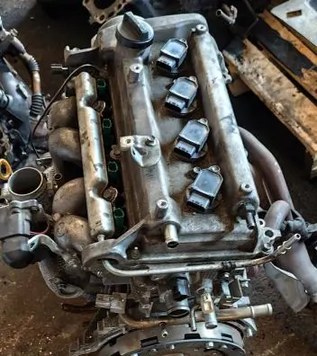 Toyota Prius (NHW20) Engine 04201303