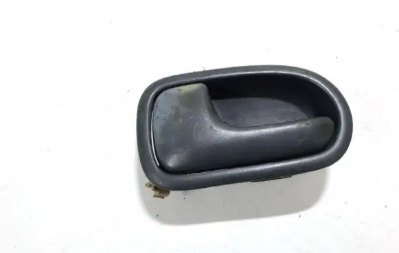 Mazda 626 Rear door interior handle dh22i