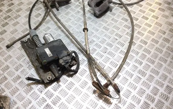 Opel Insignia A Hand brake control module 13310023