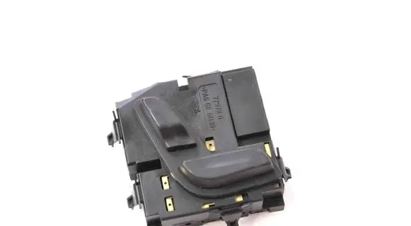 Mercedes-Benz E W212 Seat control switch A2048701858