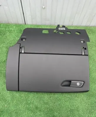 Audi A8 S8 D4 4H Glove box 4H1857096 105017080