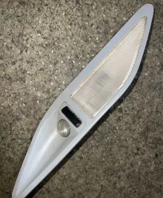 BMW 5 E39 Rear seat light 8363611