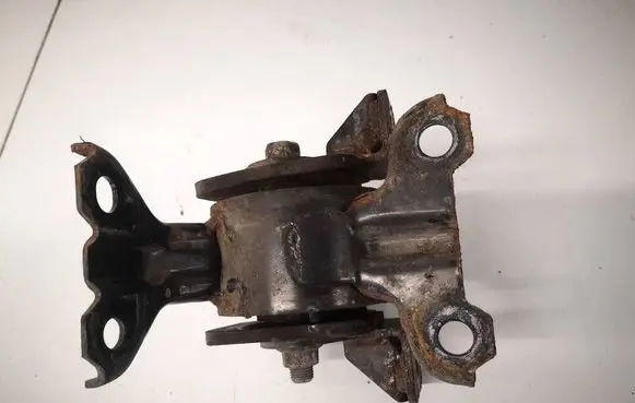 Mitsubishi Outlander Engine mount bracket MN184344