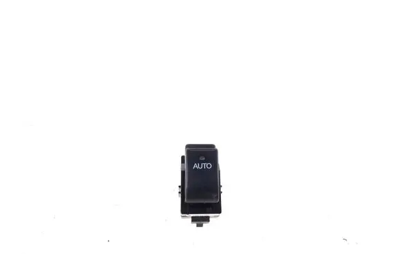 Toyota Avensis T250 Electric window control switch 84810-05050