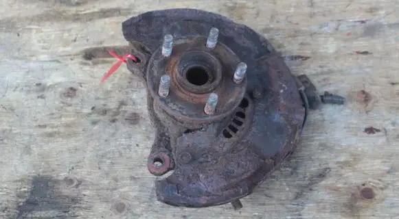 Subaru Impreza II Front wheel hub spindle knuckle
