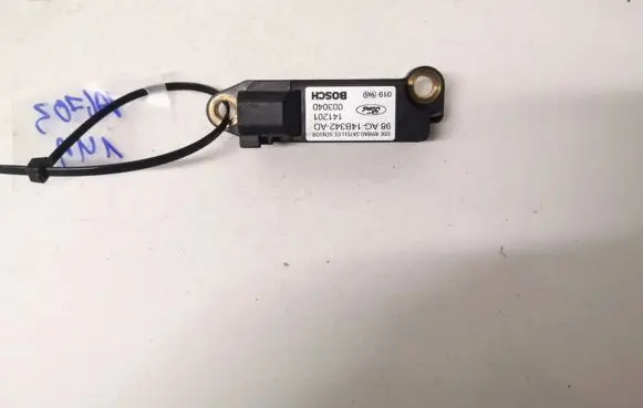 Ford Focus Airbag deployment crash/impact sensor 98ag14b342ad 98ag-14b342-ad
