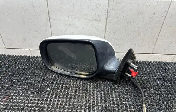 Toyota Camry Front door electric wing mirror E11026127 E11036127