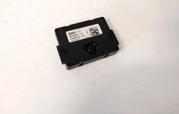 BMW X3 F25 Antenna control unit 920299704 9202997-04