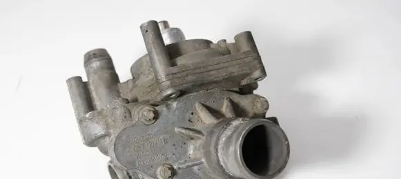 Audi A8 S8 D3 4E Thermostat 057121111B