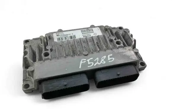 Renault Clio III Gearbox control unit/module 8200950229 8200749934