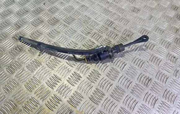 Clutch master cylinder