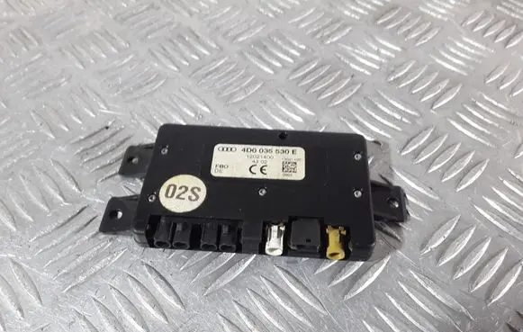 Audi A3 S3 8L Antenna control unit 4D0035530E