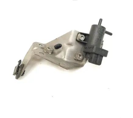 Nissan Navara D23 Turbo solenoid valve 8200762162 5495R