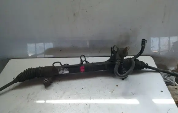 Toyota Avensis Verso Steering rack