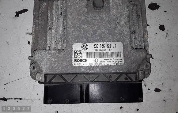 Skoda Octavia Mk2 (1Z) Engine control unit/module 03G906021LD 0281013187 1039S14575